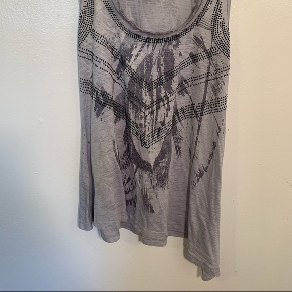 Miss Me Graphic Tank Asymmetric Hem - Picture 4 of 11